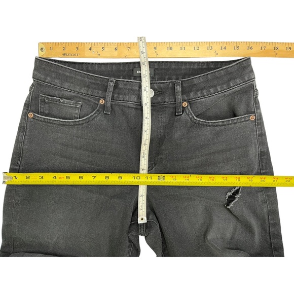 Express Boyfriend Mid Rise Ankle Jeans Distressed Size 10 - Picture 7 of 11